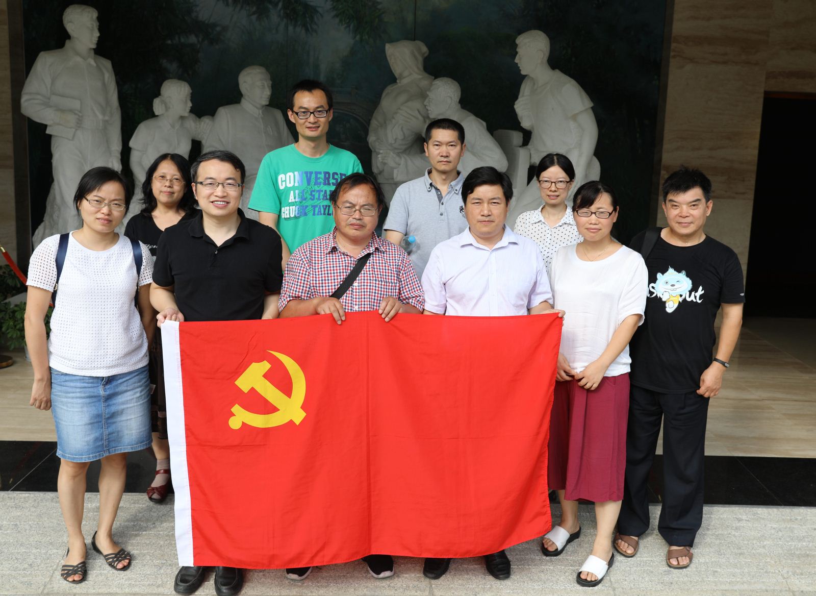 学习陈云五种精神，争做“两学一做”先锋 ——计算机科学与太阳成集团tyc7111cc师生党员赴陈云纪念馆参观学习